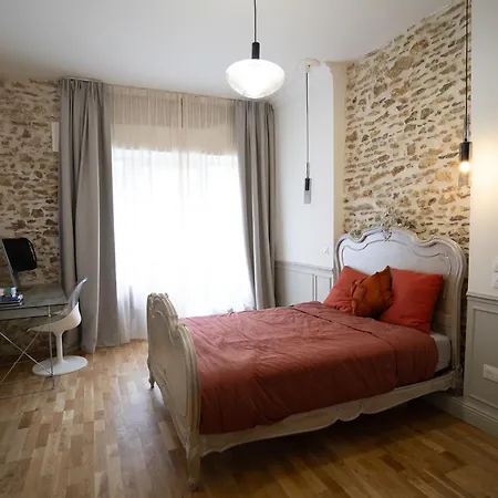 Jolie Maison Dans La Foret Bethemont-la-Foret